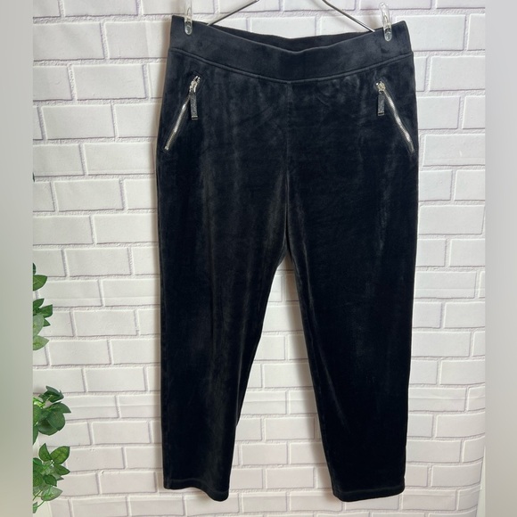 CHICOS Black Velvet Pants with Silver Zipper Accents/size 1 - Picture 1 of 7
